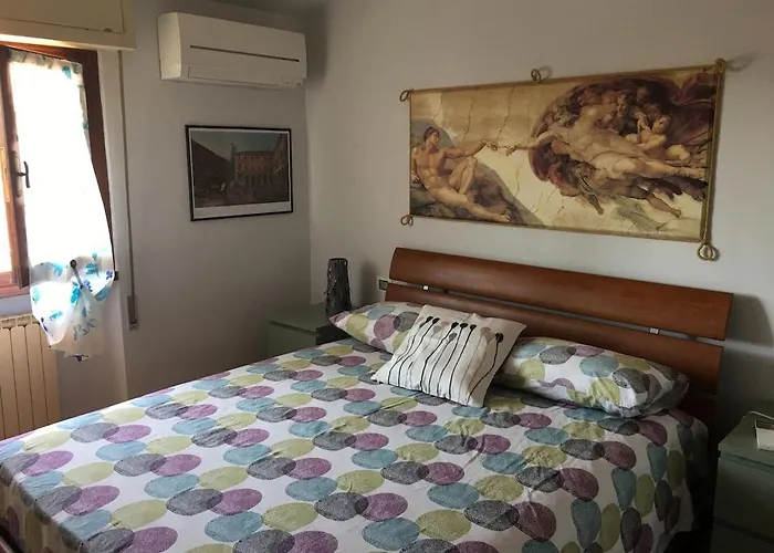 In Liberty Palace From The Early 1900s Appartement *